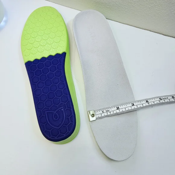 Rothy's The Lace Up Sneaker White Knit size 8